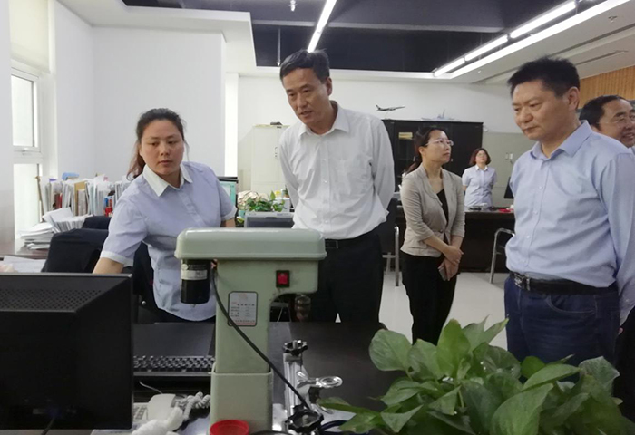 省人大檢查組到河南豫中鐵合金有限公司調研并了解《統計法》貫徹實施情況